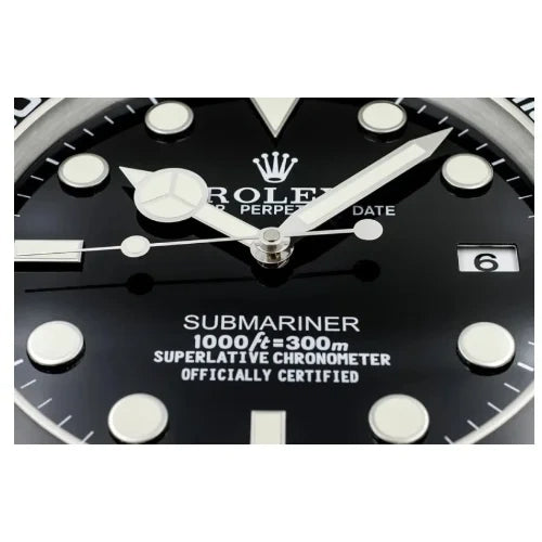 Submariner Style Wall Clock | Black & Sliver